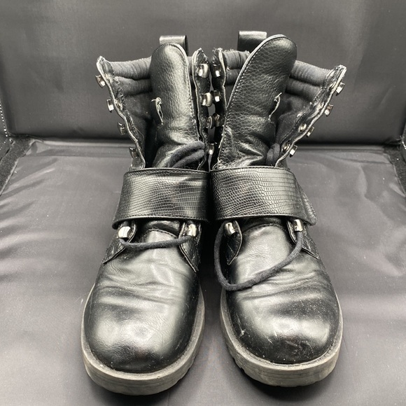 Combat boots! Good condition. - Picture 2 of 3